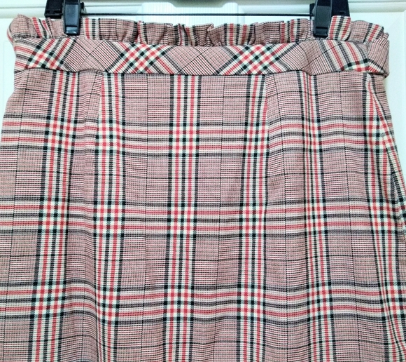 Plaid Pattern Ruffle Top Skirt - Picture 14 of 16